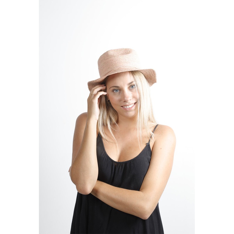 Dede Hat