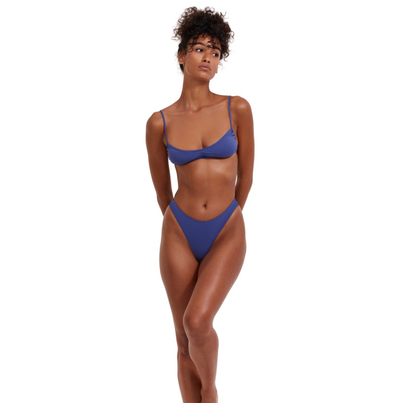Flirtt Solid V Neck Bikini Top