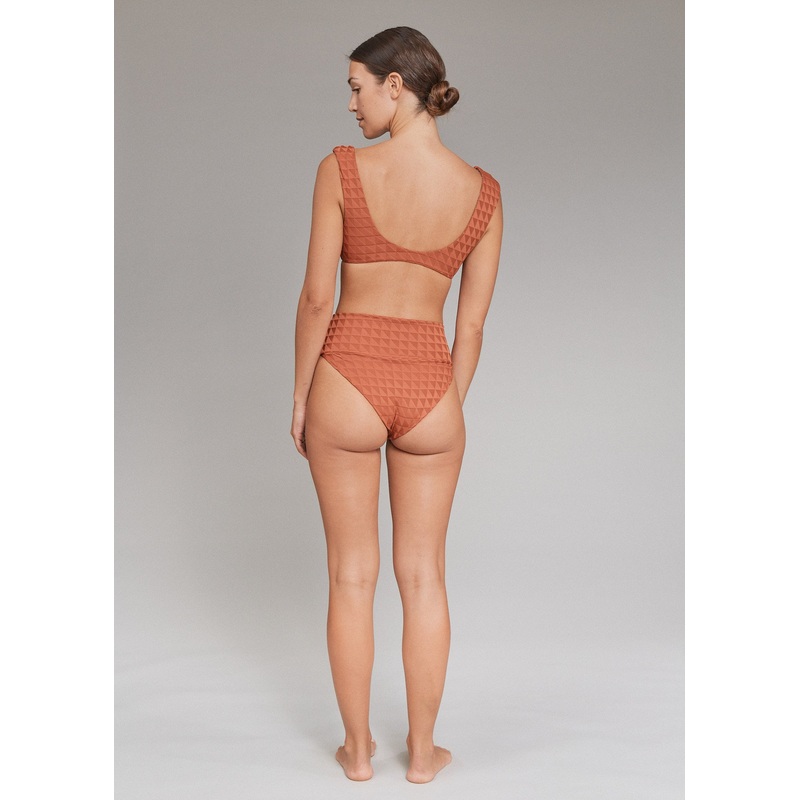 ECHO BOTTOM - RESORT 2025