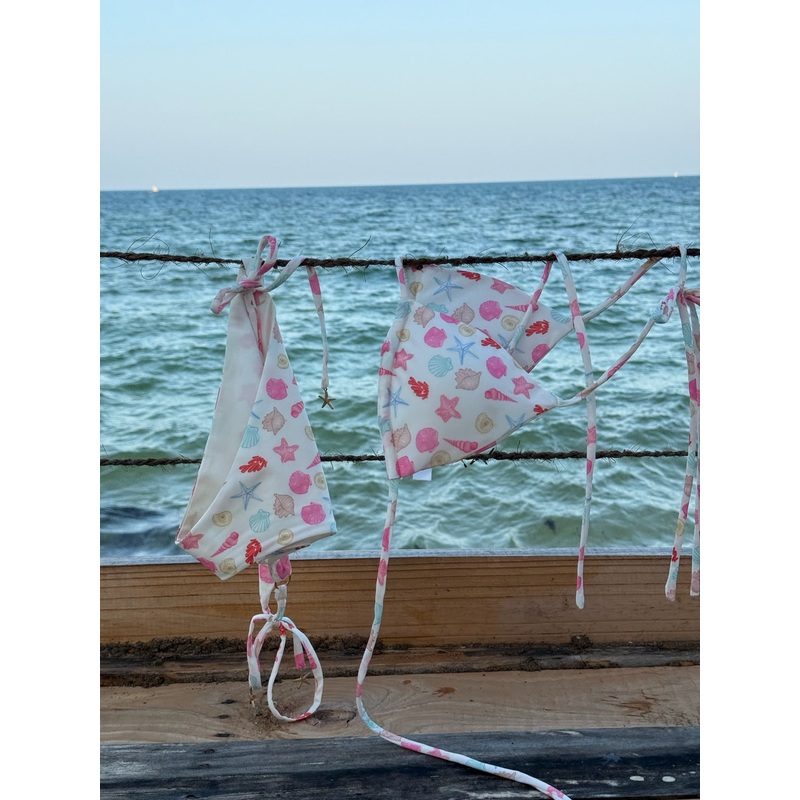 "Seashell" bikini top
