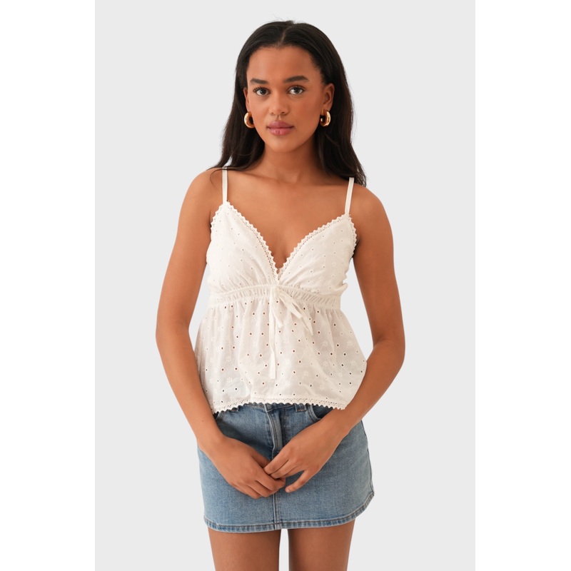 "Wavy" top white