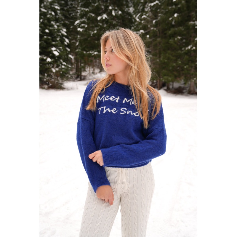 "Meet me in the snow" sweater blue