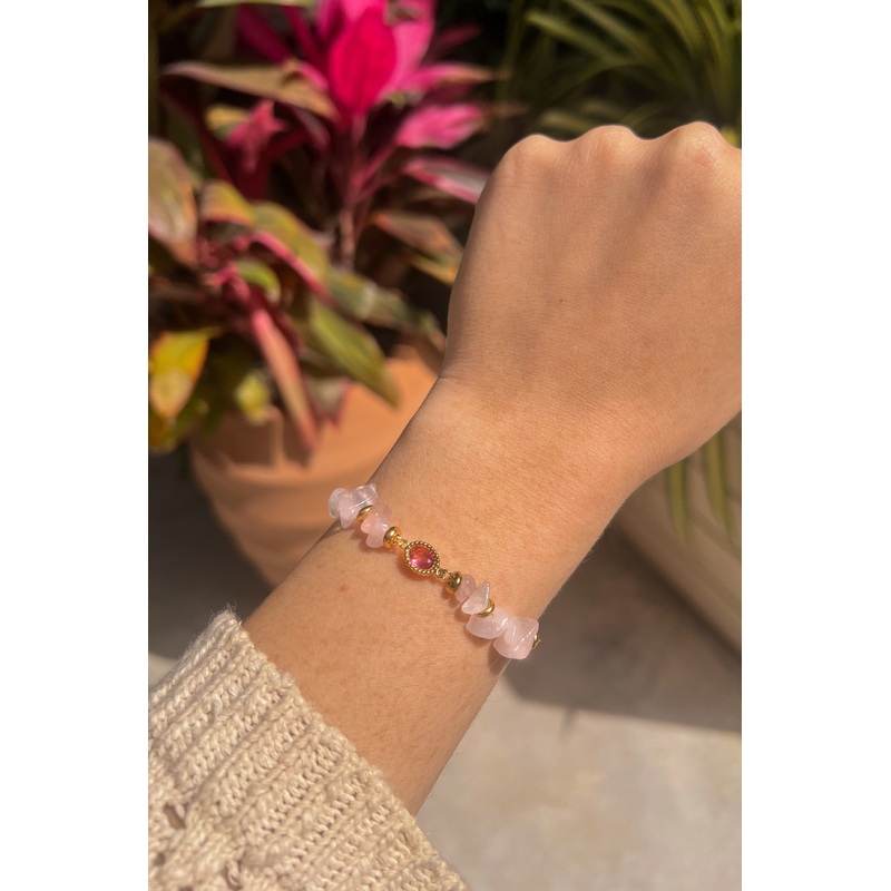 Charger Bracelet in Pink