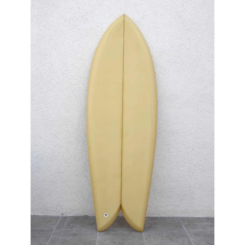 Deepest Reaches | 53 Retro Fish Buttercream Surfboard (USED)