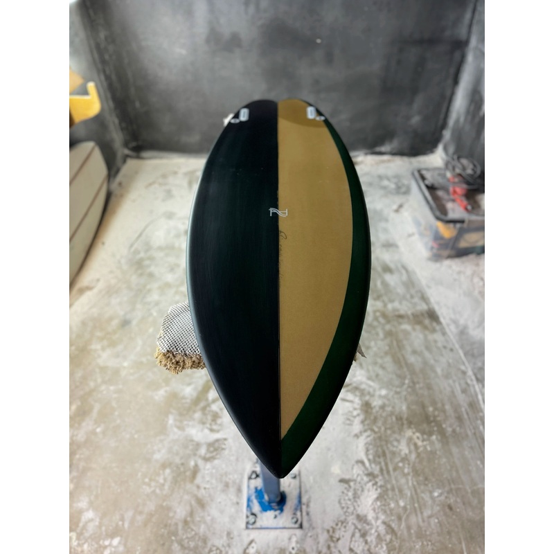 AH Vessels | 5'4 Gaffer Twinzer Green/Clear Surfboard