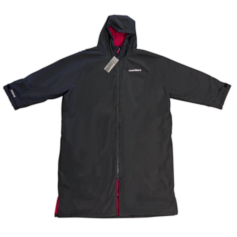 Coastlines Surf Change Robe Black/Red