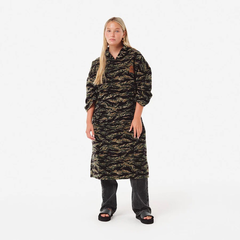 Slowtide Major Everyday Fleece Poncho
