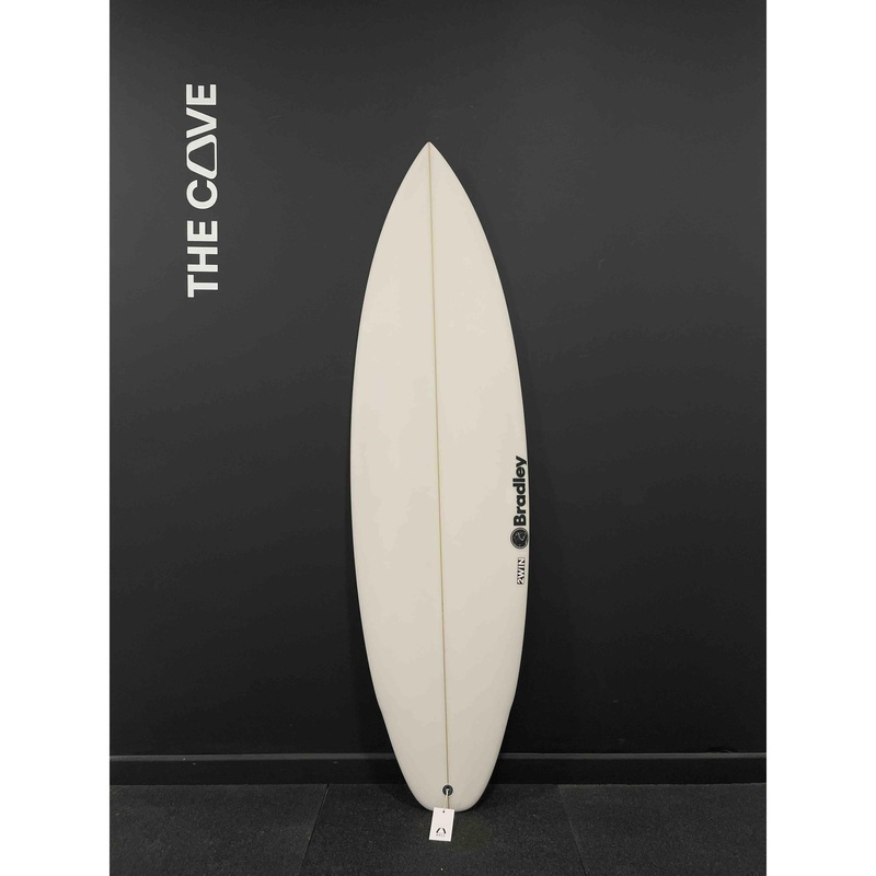 2WIN 5'7" x 18 3/4" X  2 3/8" - 25.80L, 2x  FCS 2 Fin Boxes, PU [New] - ID:895276