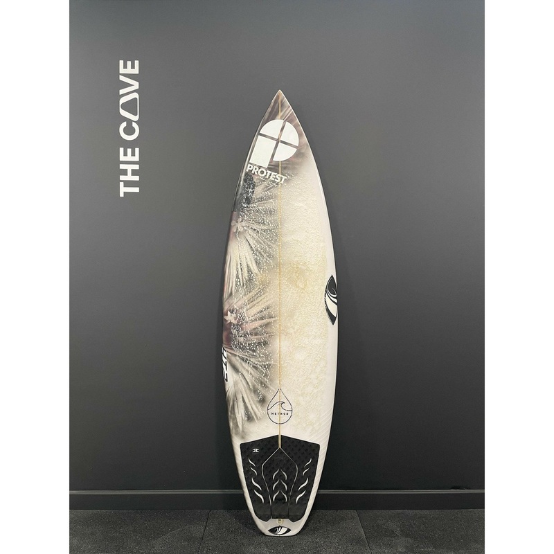 HT2 5'9" x 18 7/8" X  2 7/16" - 27.00L, 3x  FCS 2 Fin Boxes, PU [Good] - ID:896806