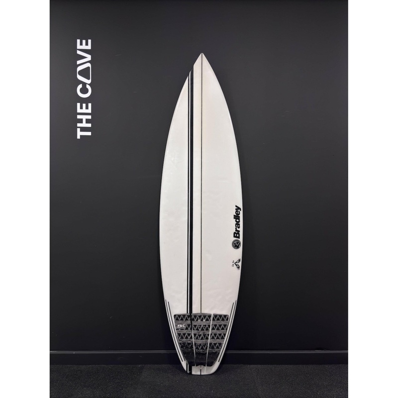 On Ya (narrow) 5'10" x 19 " X  2 5/16" - 27.50L, 3x  FCS 2 Fin Boxes, PU [Average] - ID:896786