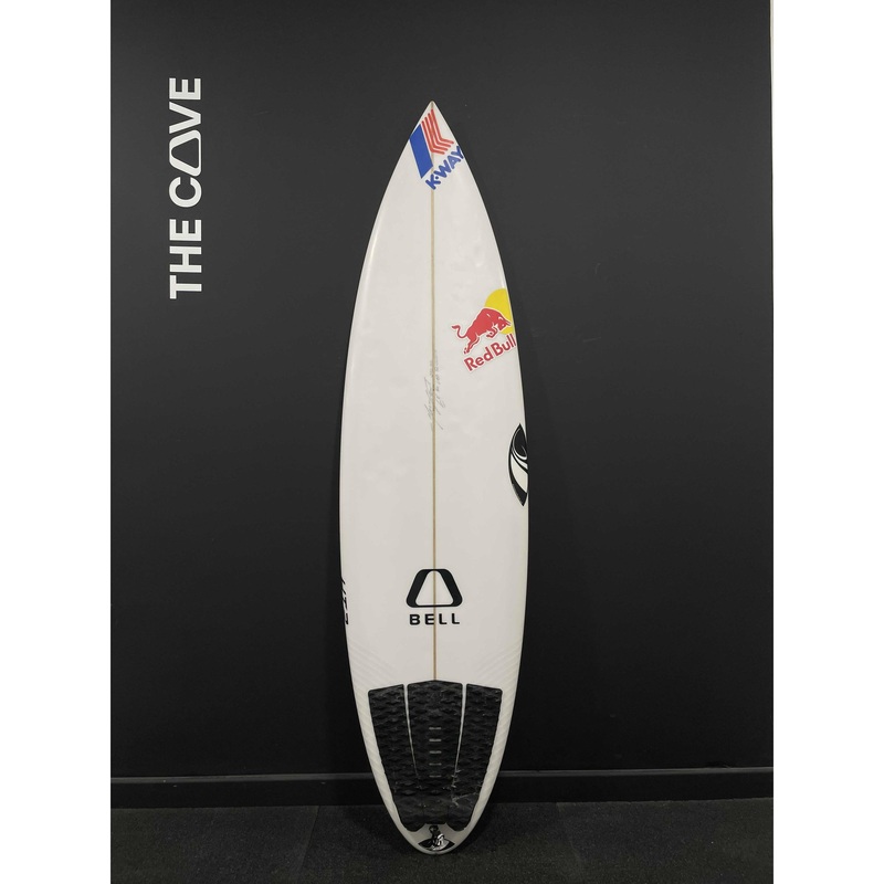 HT2 6'0" x 18 7/8" X  2 5/8" - 30.20L, 3x  FCS 2 Fin Boxes [Semi New] - ID:1001259