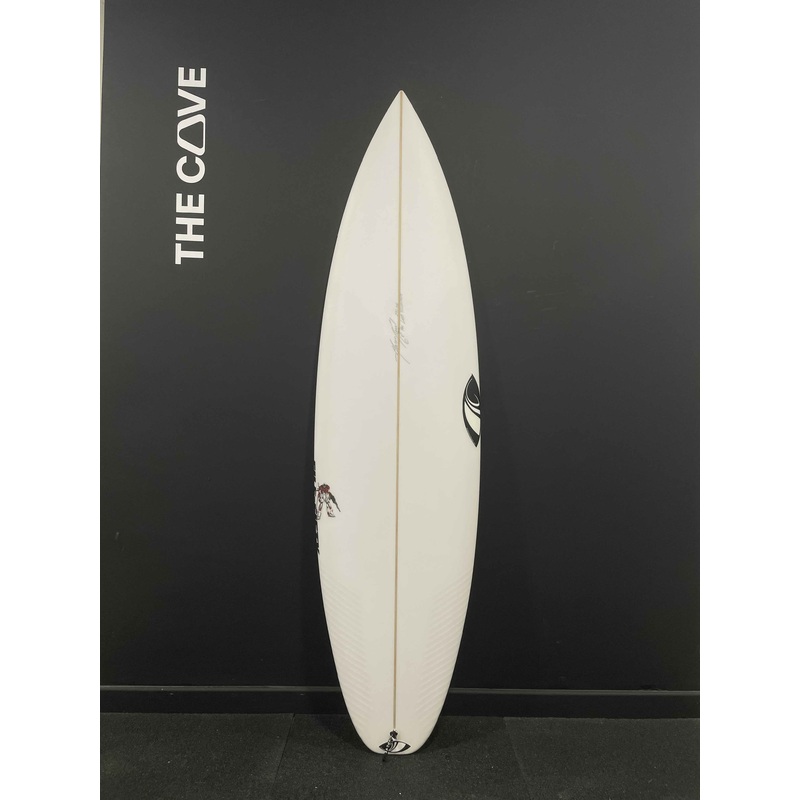 FILE FIFTY 6'0" x 18 15/16" X  2 9/16" - 29.70L, 3x  FCS 2 Fin Boxes, PU [New] - ID:1010576