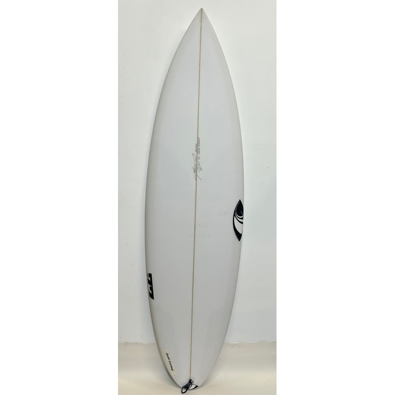 New Kanoa Igarashi #77 6'0.5 x 18.88 x 2.56 29.7L