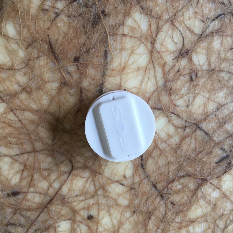Ding Repair / Build - FCS leash plug - white
